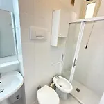 Cristallo Apartman *