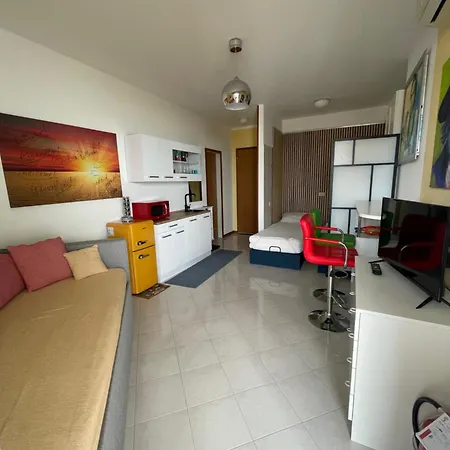Cristallo Apartment *